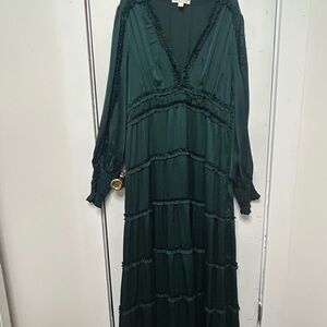 Chelsea & Violet Dark Green Long Sleeve Dress